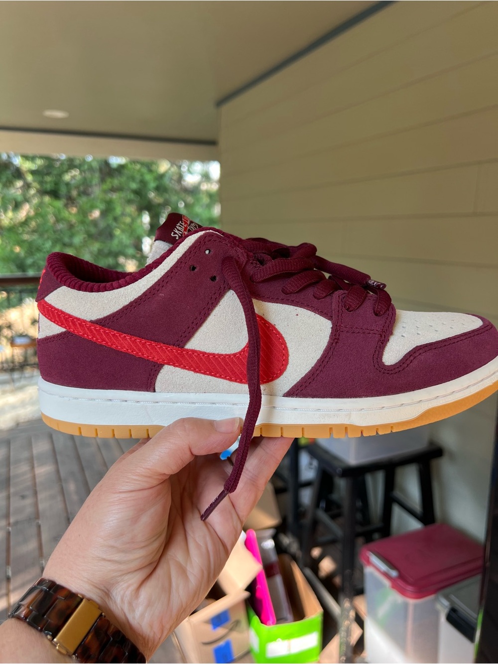 Nike Kids Maroon and Red Low-Top Sneakers